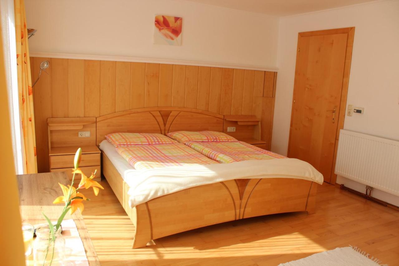 Ferienwohnung Schnell 플라차우 외부 사진